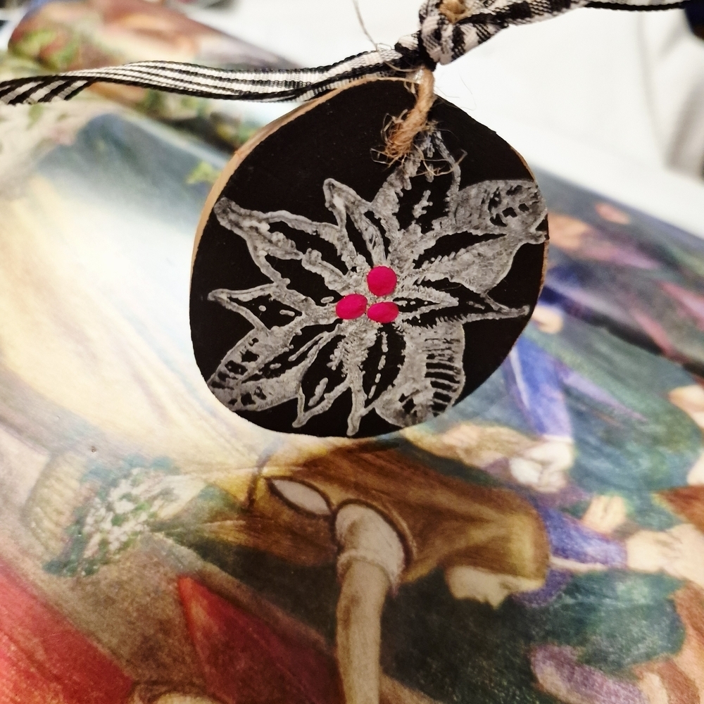 Handcrafted  Wooden Round Christams  Ornament with Black and White Design - Picture 8 of 10